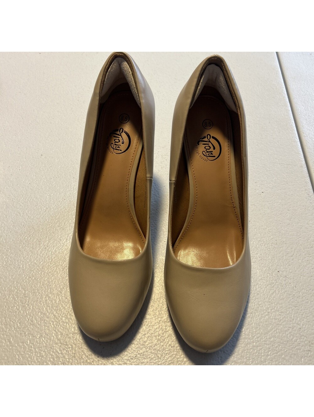 Trary Women's High Heel Shoes Size 8.5 Pre Owned Good Condition [COPY]